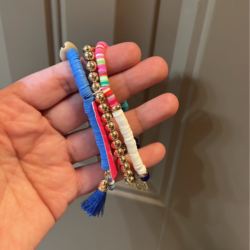 *** SOLD*** NWT Lilly Pulitzer Bracelet - Picture 1 of 5